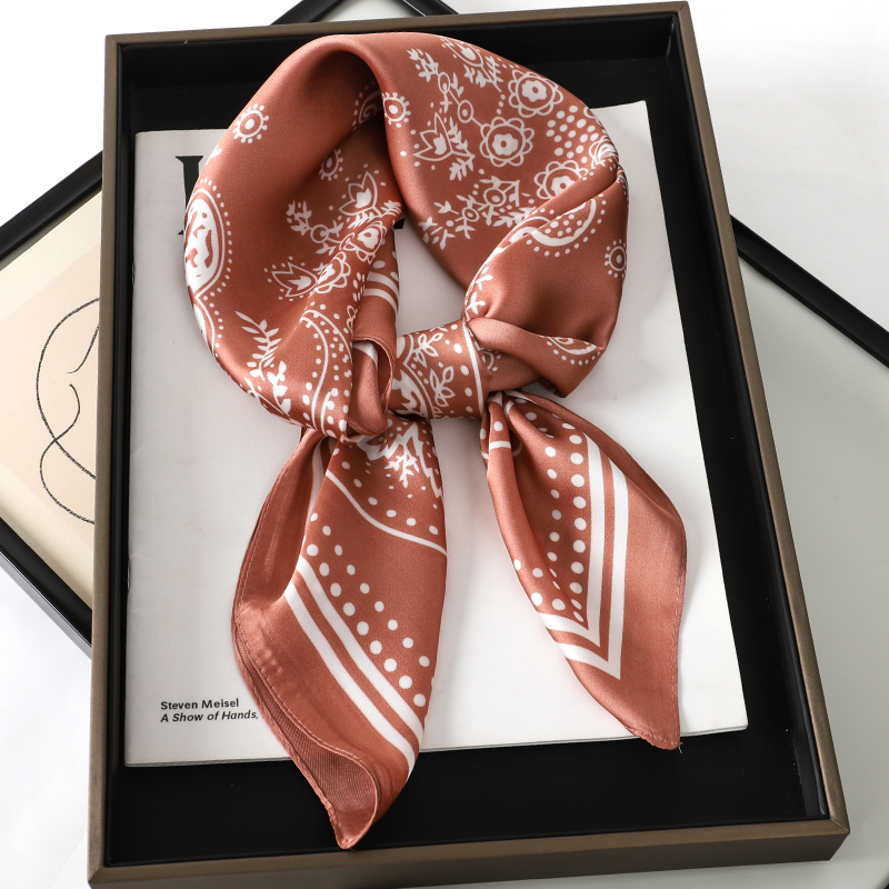 Luksusowa Jedwabna Apaszka Kwa – Silk Tie Woven recenzja i cena